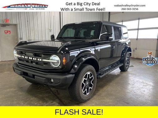 Shadow Black 2022 Ford Bronco Outer Banks