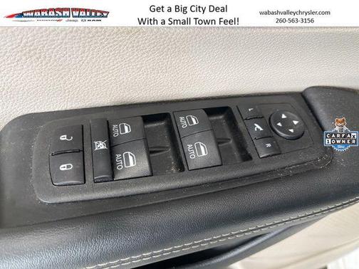 Bright White Clearcoat 2024 Chrysler Pacifica Limited