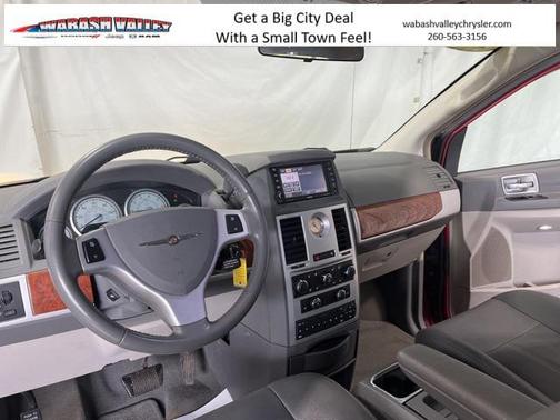 2008 Chrysler Town & Country Touring