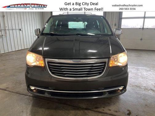2012 Chrysler Town & Country Touring-L