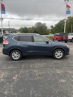 2016 Nissan Rogue SV