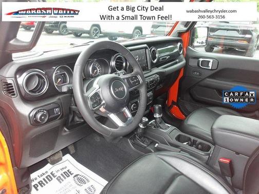 2023 Jeep Wrangler 4-Door Sahara Altitude 4x4