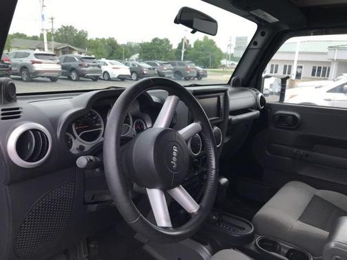 2010 Jeep Wrangler Unlimited Sahara