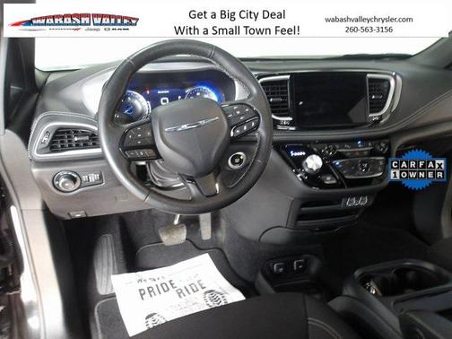 2021 Chrysler Pacifica Touring