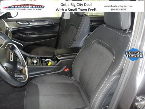 2022 Jeep Grand Cherokee L Laredo
