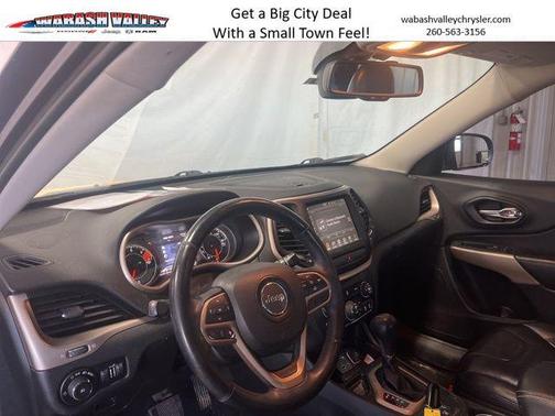 Granite Crystal Metallic Clearcoat 2017 Jeep Cherokee Limited