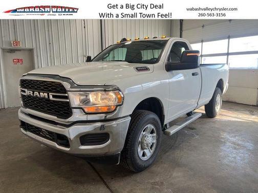 2024 RAM 3500 Tradesman Regular Cab 4x4 8' Box