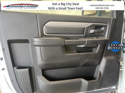 2024 RAM 3500 Tradesman Regular Cab 4x4 8' Box