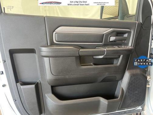 2024 RAM 3500 Tradesman Regular Cab 4x4 8' Box