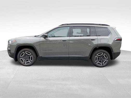 Sting-Gray Clear-Coat Exterior Paint 2026 Jeep Cherokee Limited