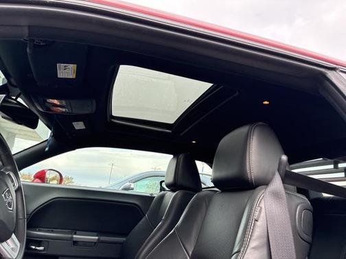 2014 Dodge Challenger R/T