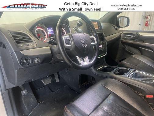 White Knuckle Clearcoat 2019 Dodge Grand Caravan GT