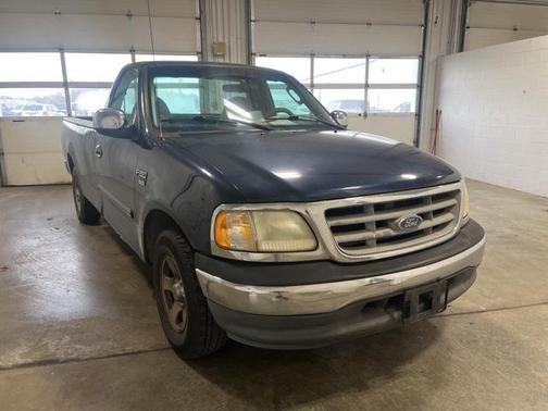 2002 Ford F-150 XL
