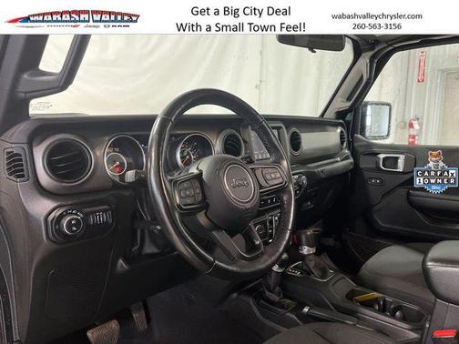 Black Clearcoat 2022 Jeep Gladiator Willys 4x4