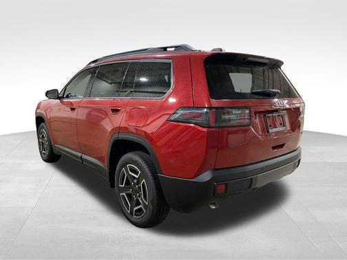 Red Hot Pearl-Coat Exterior Paint 2026 Jeep Cherokee Limited