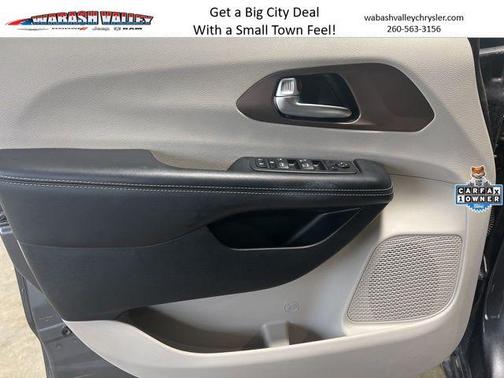 2023 Chrysler Voyager LX