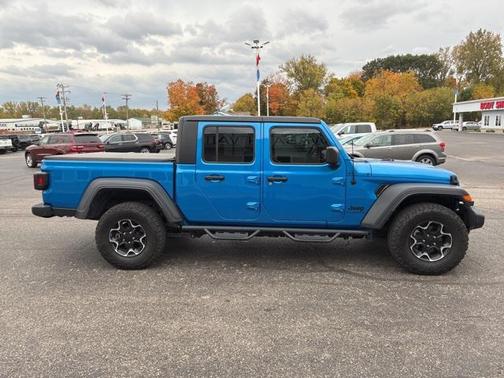 2022 Jeep Gladiator Sport