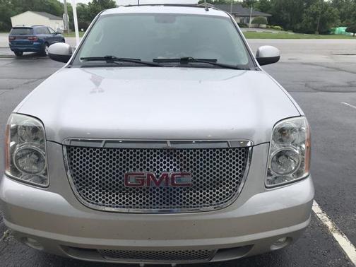 2013 GMC Yukon XL 1500 SLT