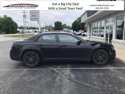 2019 Chrysler 300 Touring