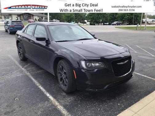 2019 Chrysler 300 Touring