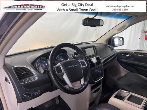 2013 Chrysler Town & Country Touring