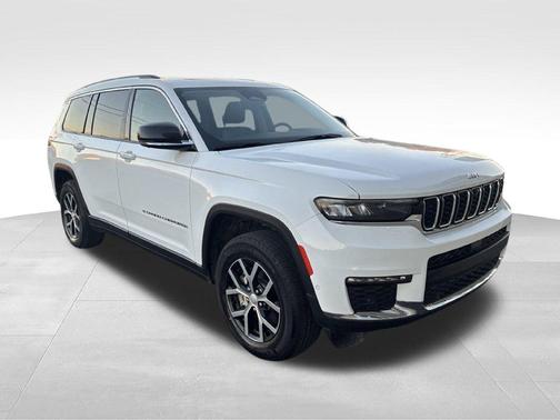 Bright White Clearcoat 2023 Jeep Grand Cherokee L Limited