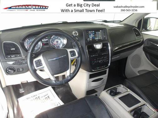 2015 Chrysler Town & Country Touring