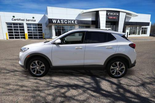 White Frost Tricoat 2023 Buick Encore GX Essence