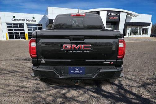 2023 GMC Canyon AT4