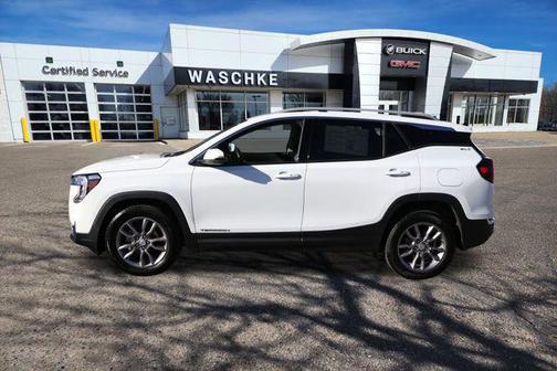 2022 GMC Terrain SLT