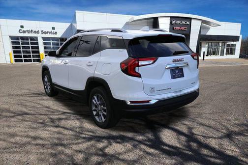 2022 GMC Terrain SLT