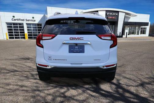 2022 GMC Terrain SLT