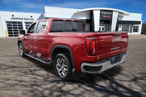 2022 GMC Sierra 1500 SLT