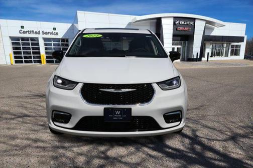 2024 Chrysler Pacifica Limited