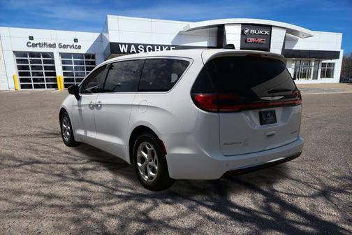 2024 Chrysler Pacifica Limited