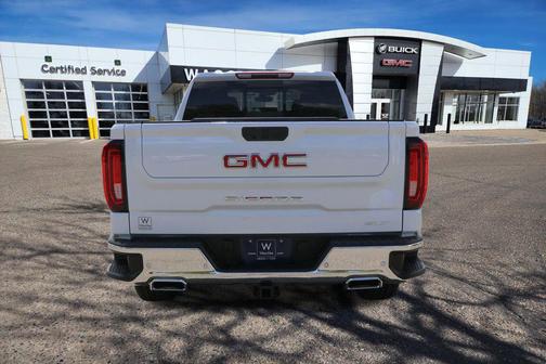 Glacier White Tricoat 2026 GMC Sierra 1500 SLT
