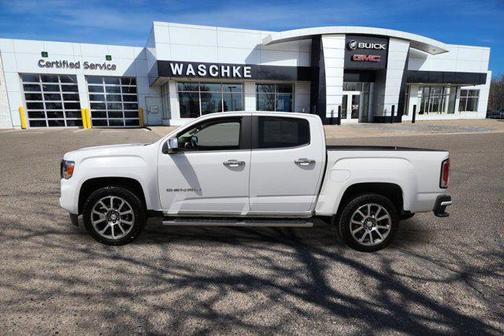 Summit White 2022 GMC Canyon Denali