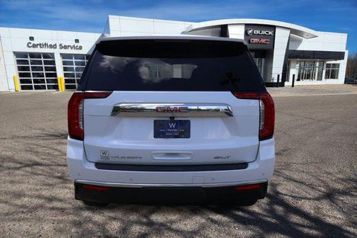 2023 GMC Yukon SLT