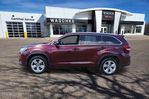 Ooh La La Rouge Mica 2018 Toyota Highlander Limited