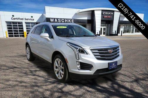 Radiant Silver Metallic 2017 Cadillac XT5 Luxury