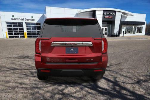 2022 GMC Yukon SLE