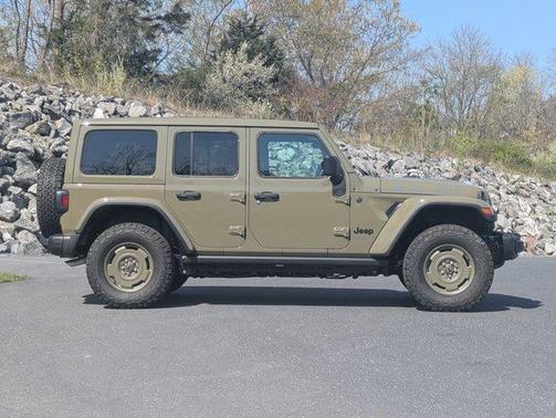2025 Jeep Wrangler 4xe Sport