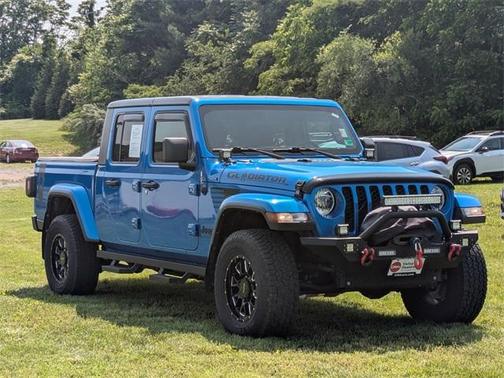2022 Jeep Gladiator Sport