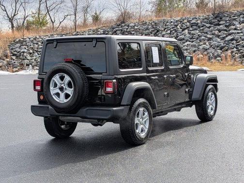 2022 Jeep Wrangler Unlimited Sport