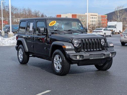 2022 Jeep Wrangler Unlimited Sport