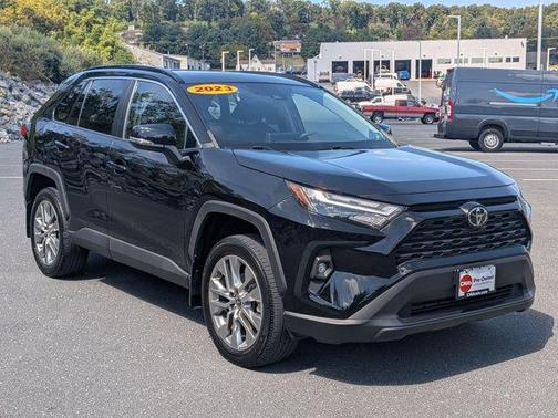 2023 Toyota RAV4 XLE Premium