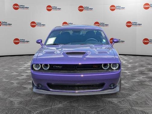 Plum Crazy Pearlcoat 2023 Dodge Challenger R/T Scat Pack