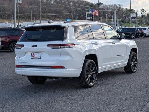Bright White Clearcoat 2026 Jeep Grand Cherokee L Limited