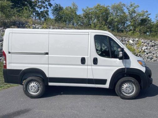 2024 RAM ProMaster 1500 Low Roof