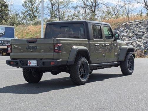 2025 Jeep Gladiator Sport